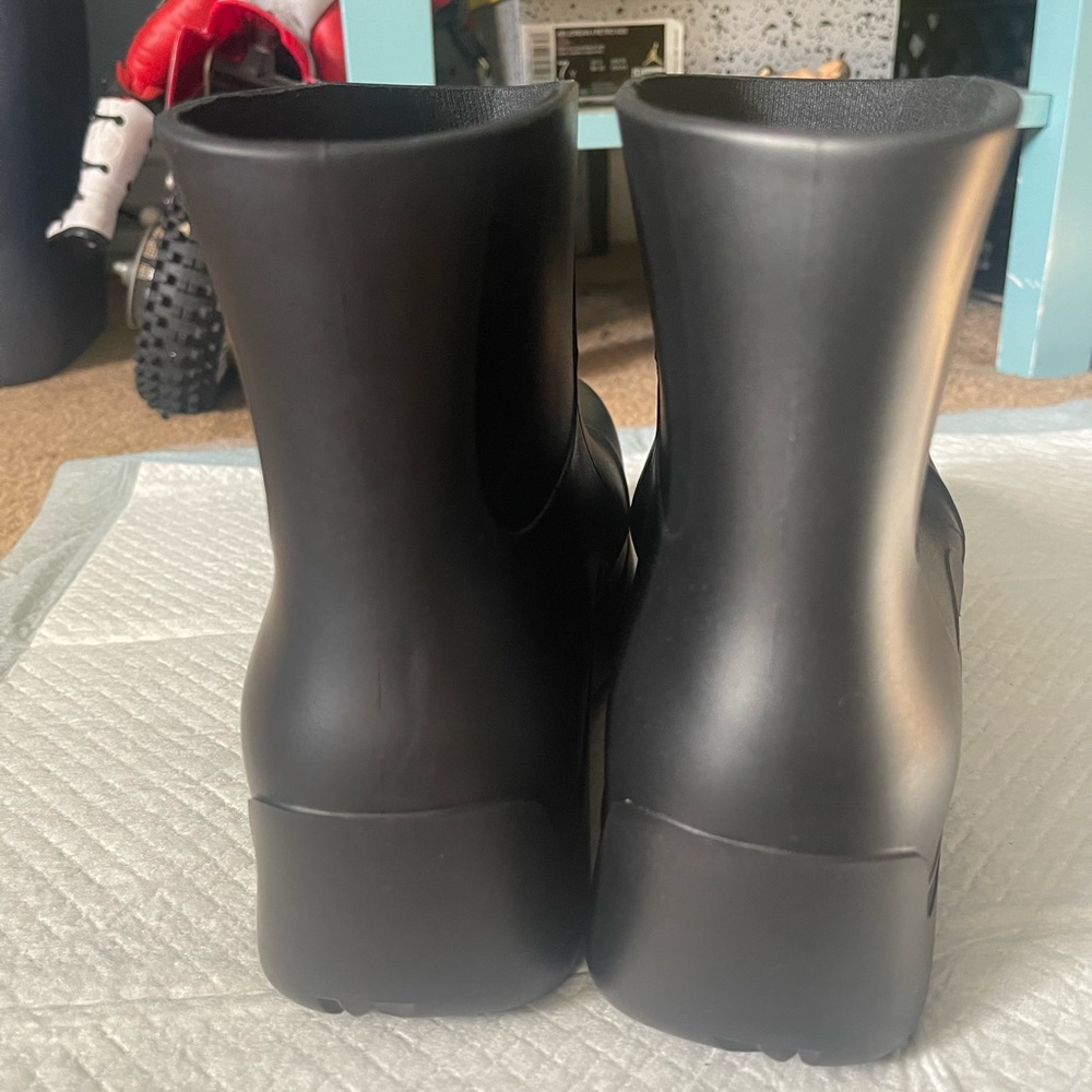 BOTTEGA VENETA PUDDLE BOOTS